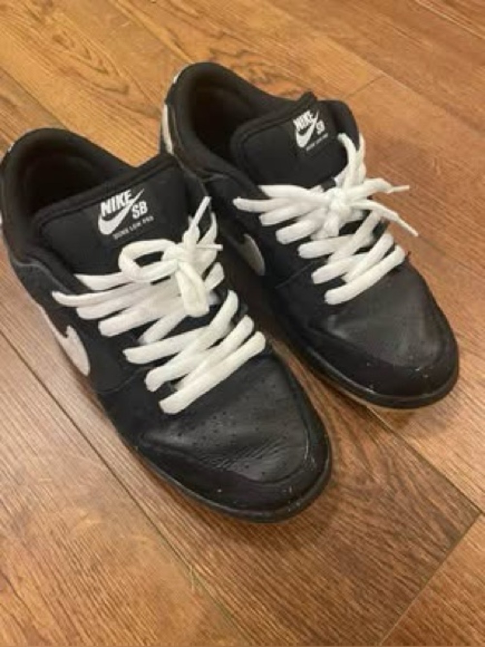 Nike SB Black & White Dunks Sz 9